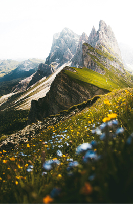 壮丽的山脉风景